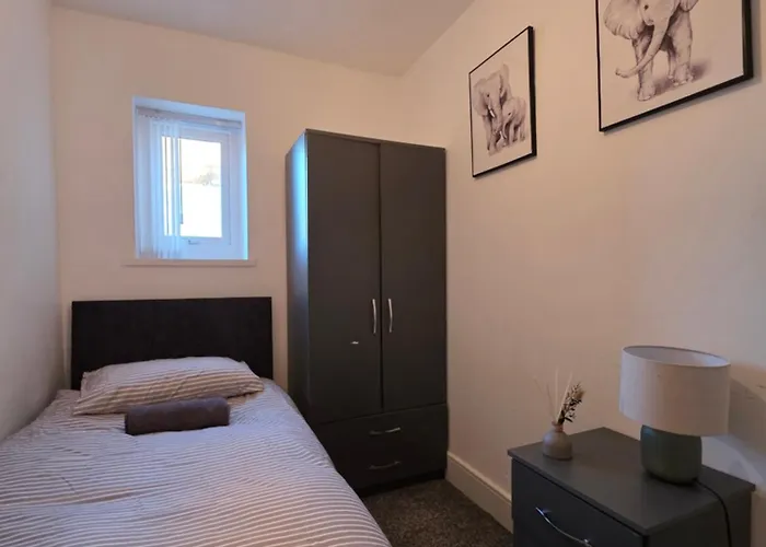 Alphonsus In * 米德尔斯伯勒